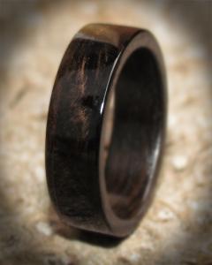 African Ebony Flatter Ring